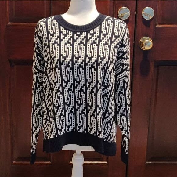 Tommy Hilfiger Two-Tone Cable Sweater - Picture 4 of 12